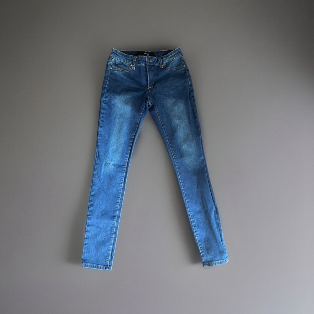Joe’s jeans denim girls your size 14 skinny jean great condition